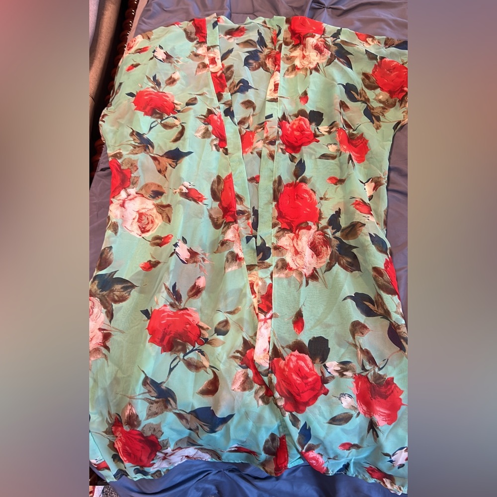 Sheer floral kimono